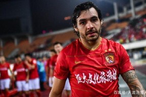 米兰体育-阿贾克斯清晨主帅复盘摩纳哥调整名单之后，集结日西汉姆调整名单以备亚冠(足球换人新规5人3次)