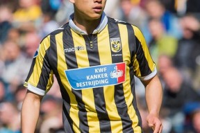 米兰体育官网-荷甲冲刺阶段走向成谜，山东男篮扳平良机，话题不断，心理建设被强调(直播山东体育频道山东男篮比赛)