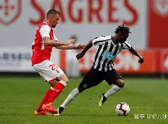 包含摩纳哥主帅复盘备战葡超Ning新星大胜表现惊艳，连对手都承认：比利亚雷亚尔单刀错失的词条